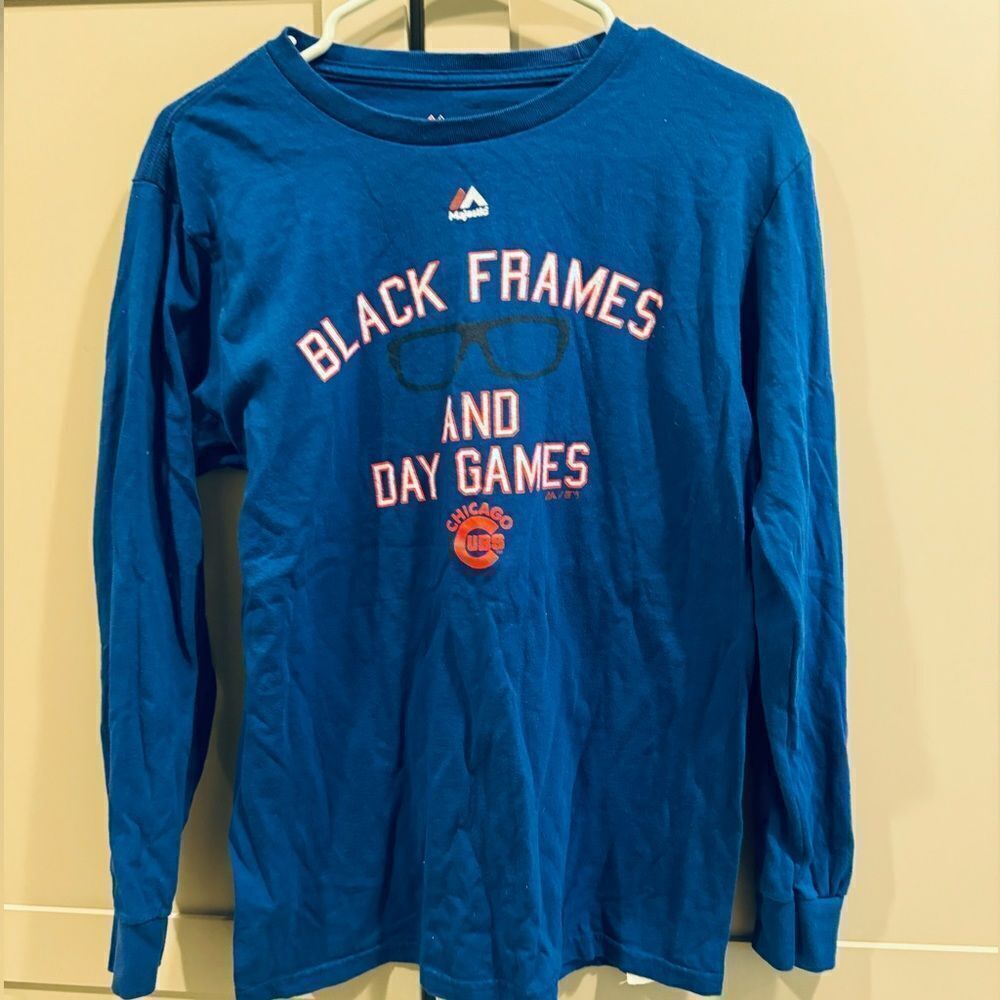 Cubs Harry Carey black frames shirt! Rare!